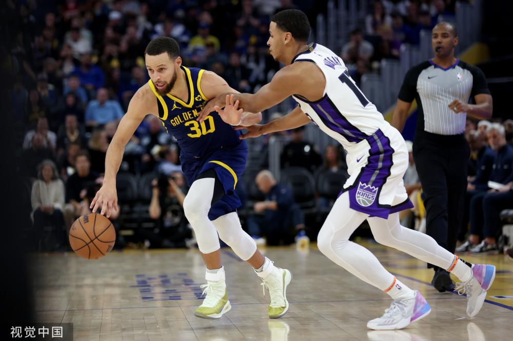 社交媒体上 社交媒体上