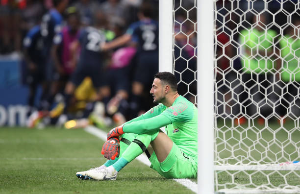 让球迷对他 让球迷对他